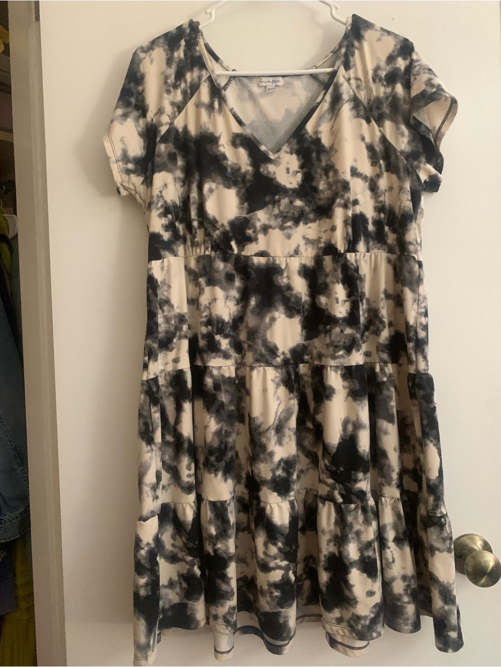 love, Fire Black and Cream Tie-Dye Tiered V-Neck Dress